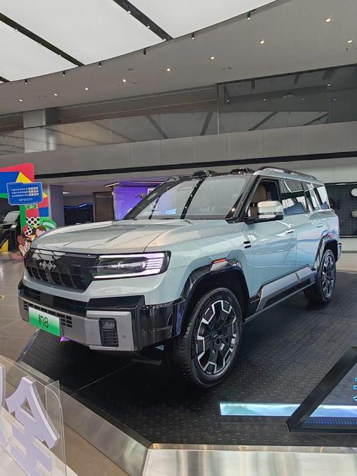 佛山350比亚迪方程豹硬派越野的爆款，英菲尼迪35周年与你共成长